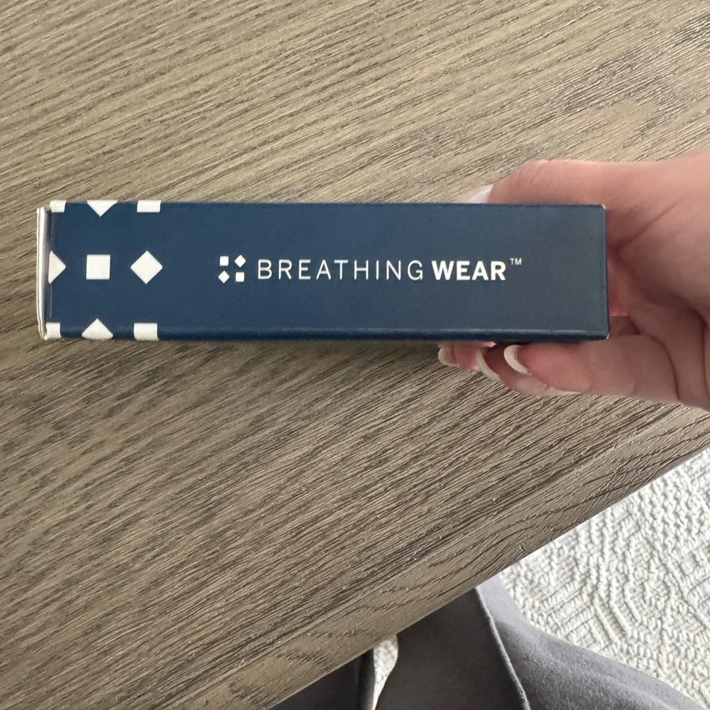 NWT NEVER USED breathable band by NANNIT